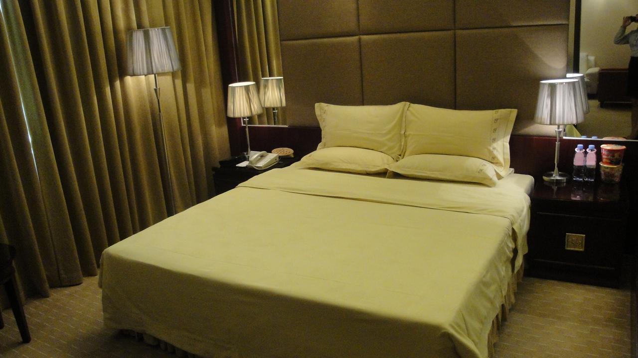 Harbour Metropolis Otel Foshan Dış mekan fotoğraf