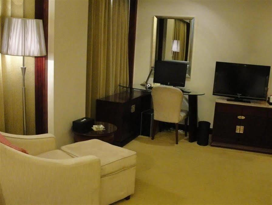 Harbour Metropolis Otel Foshan Dış mekan fotoğraf